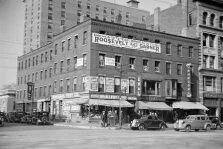 Manchester Elm Street 1936 LOC fsa 8a02859