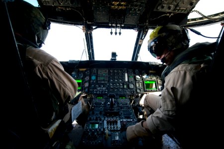 Marine Heavy Helicopter Squadron 464 in action DVIDS208544
