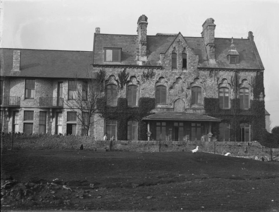 Marine Hotel, Southerndown, Bridgend (4641177)
