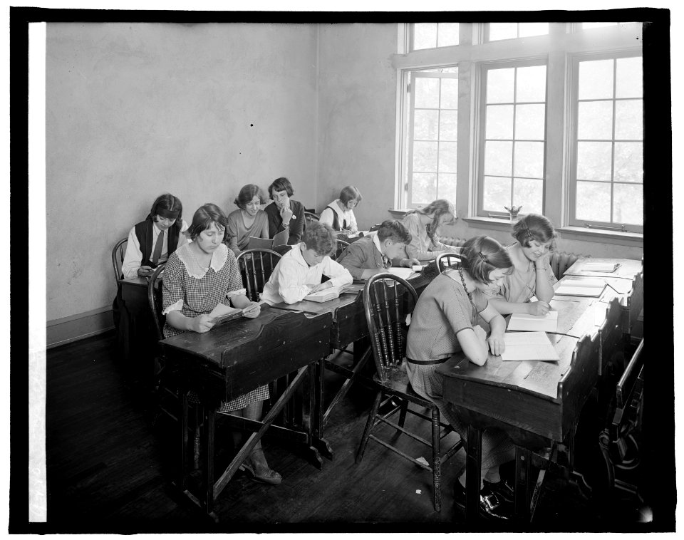 Maret French School, (Washington, D.C.) LCCN2016824317