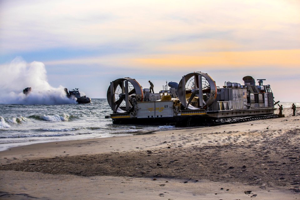 Marines disembark landing craft air cushion vehicles. (15540864088)
