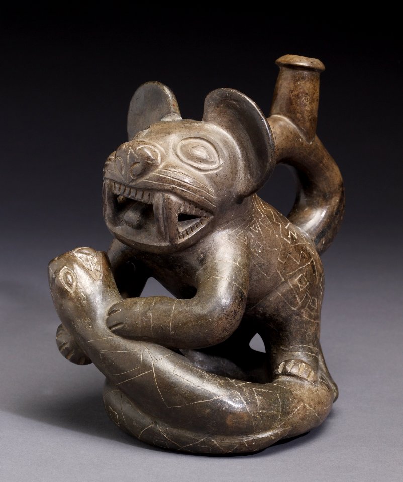 Moche - Feline Effigy Stirrup Vessel - Walters 482843 - Three Quarter
