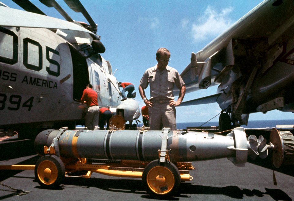 MK 46 torpedo for HS-15 SH-3H on CV-66 1977