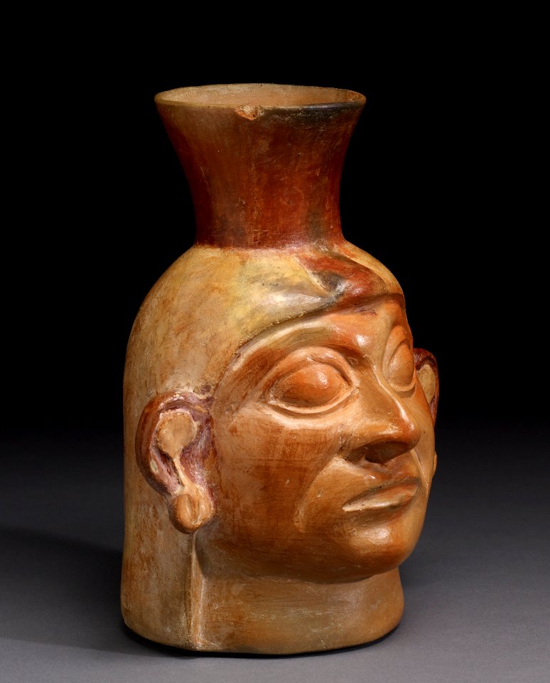 Moche - Portrait Vessel - Walters 482827 - Three Quarter