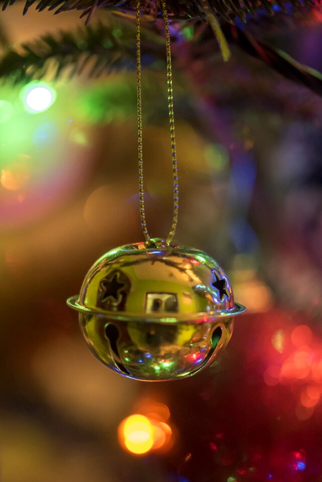 Ball hanging decoration