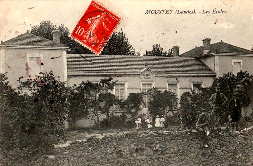 Moustey (Landes) - école des filles