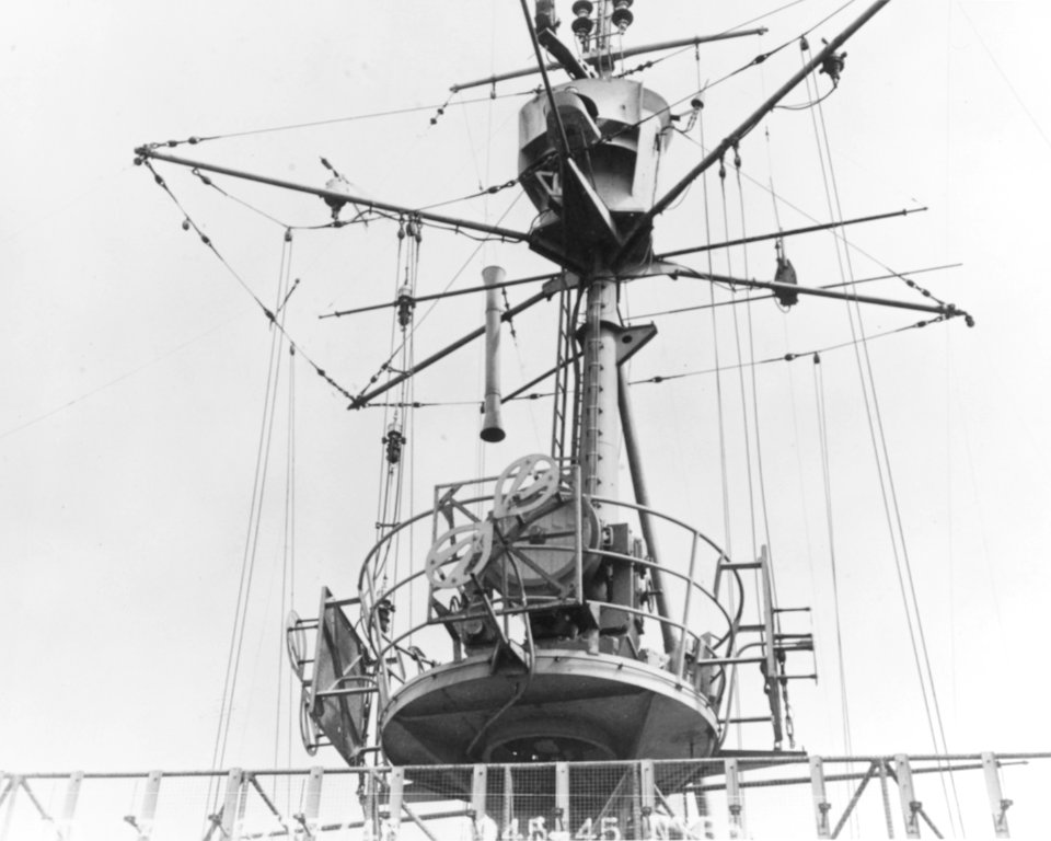 Mast of former German destroyer Z39 in August 1945