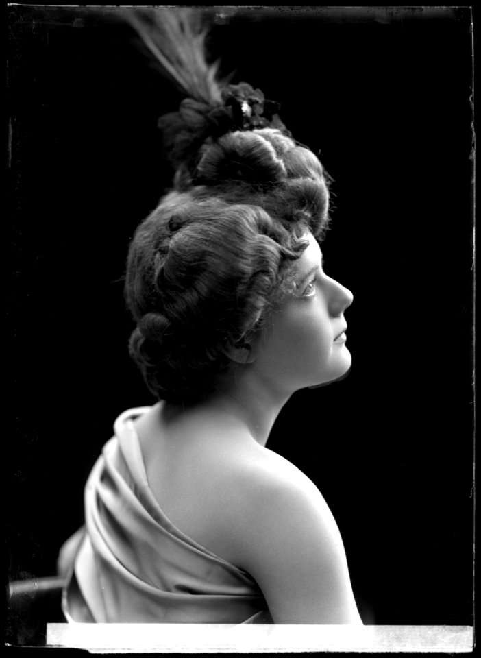 Maud Keyser, actor, undated portrait - SMV - GK022