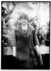 Mrs. A.E. Smith LCCN2014710664