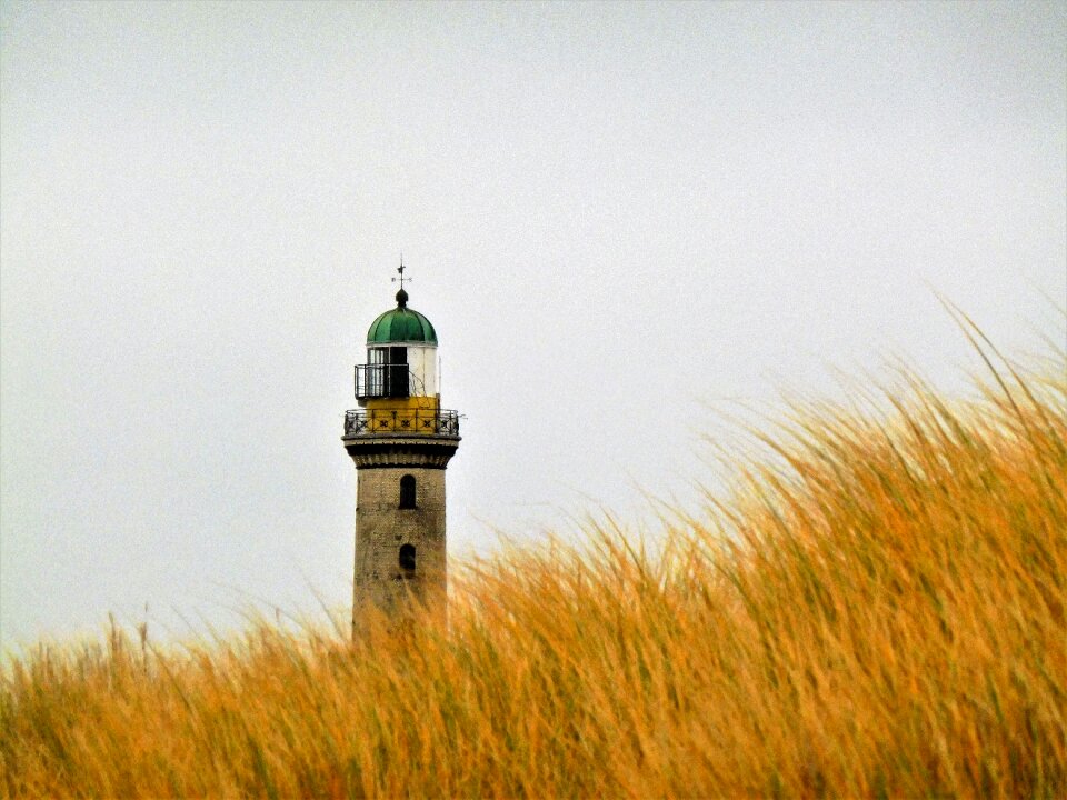 Travel tower coast
