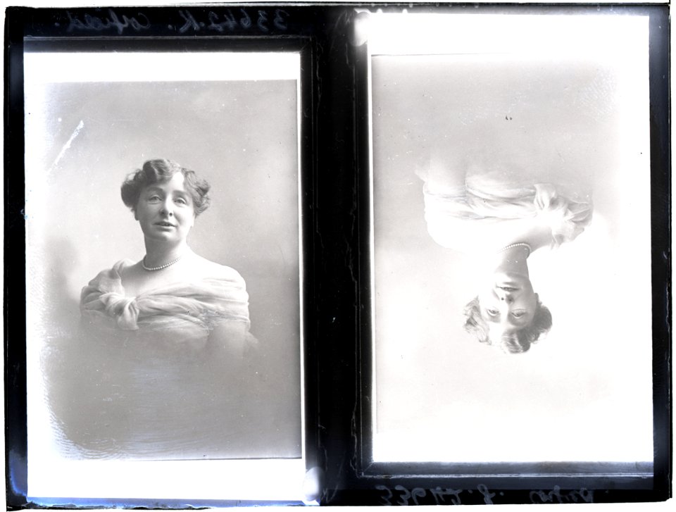 Mrs Corfield, 9 Dec 1913 (16878180228)