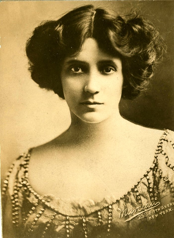 Mrs Patrick Campbell, stage actress (SAYRE 21787)