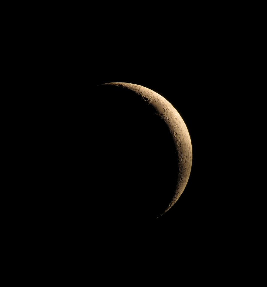 Sky dark black