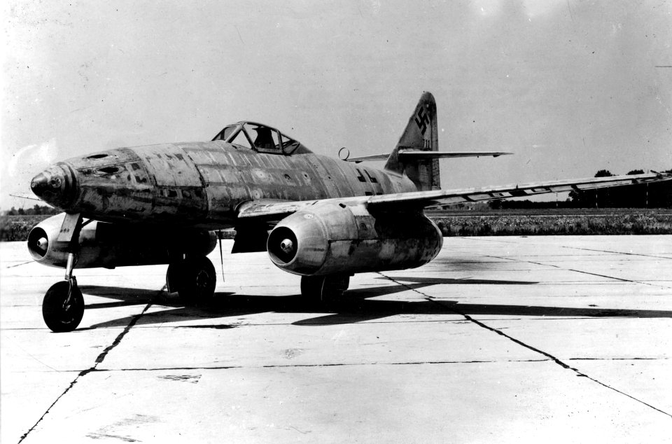 Messerschmitt Me 262 060912-F-1234S-012