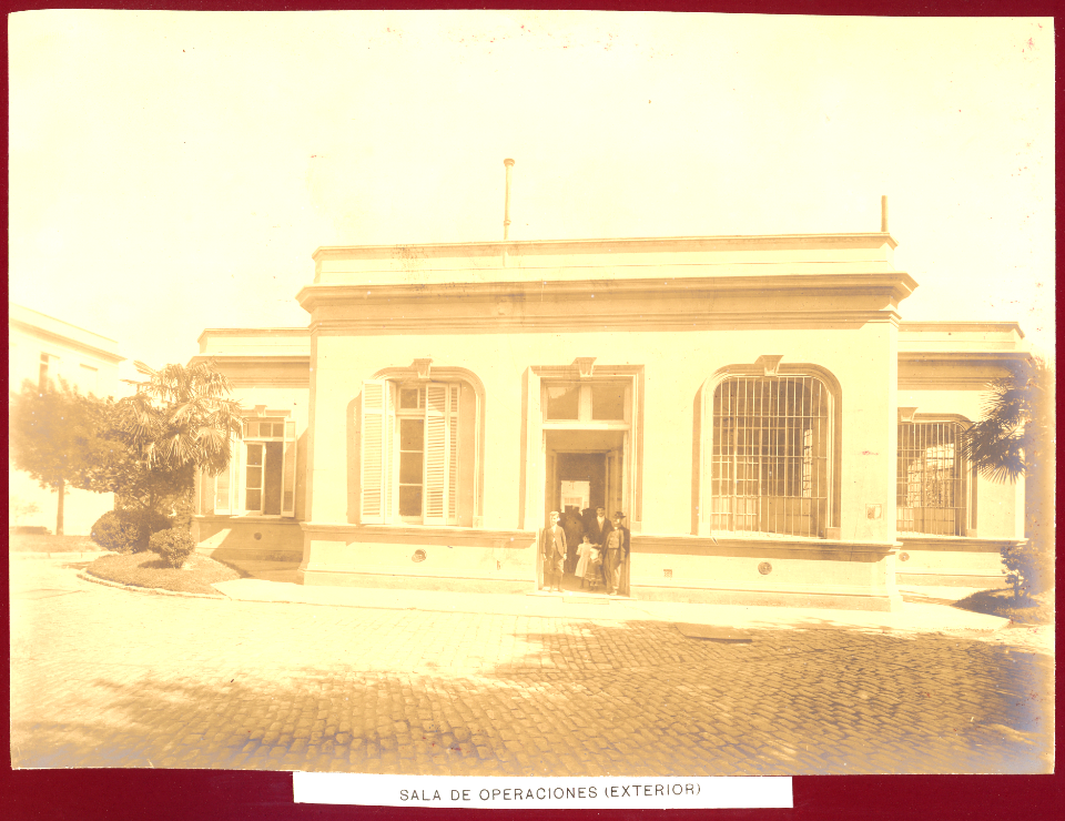 MG-53-007 (Hospital Rawson. Sala de operaciones (exterior).)