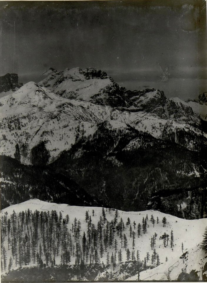 Panorama, (7. Teilbild zu WK1 ALB82 24324a) Monte Sief, Col di Lana, Crap di Pestort. Standpunkt, Pizazz. (BildID 15629642)
