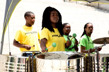PanLara Youth Steel Orchestra perform to announce the start of the Fourth of July holiday weekend (28418982940)