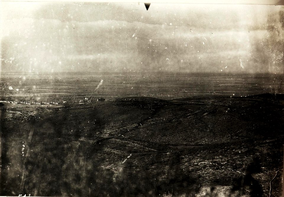 Panorama von Kote 235 nördlich Jamiano, 15.10.1916. (BildID 15594270)
