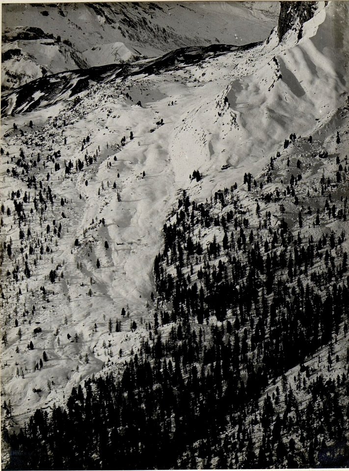 Panorama, Col di Lana, Monte Sief. Standpunkt Sasso di Stria. (6. Teilbild zu WK1 ALB82 24333a) (BildID 15629845)