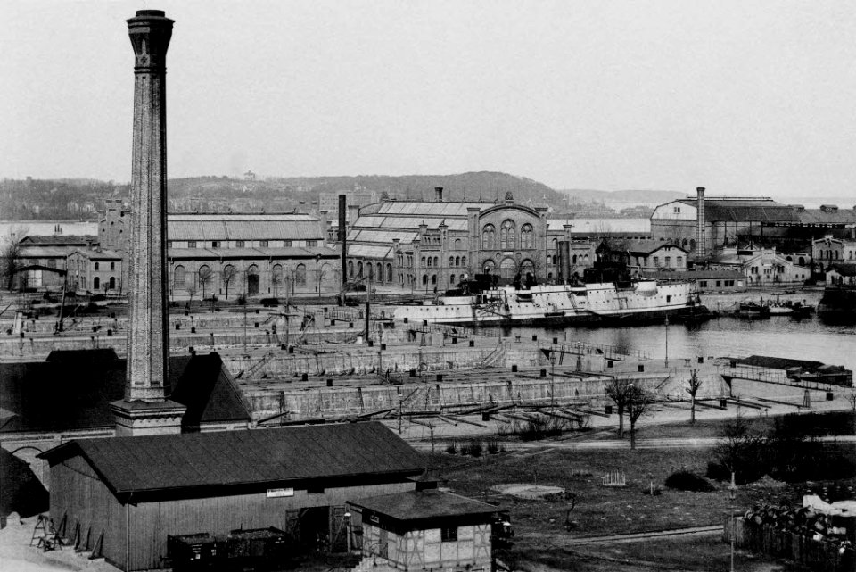 Panorama der Kaiserlichen Werft (Kiel 44.883)