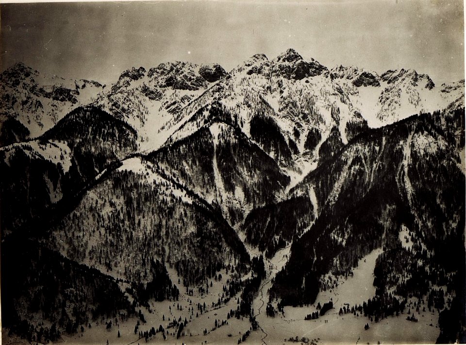 Panorama von der Kleinalpenspitze gegen den Mittagskofel, Monte Piper und den Zweispitz (BildID 15494515)