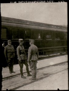 Parade des Infanterieregiments Nr. 59 vor Kaiser Karl in Trient (BildID 15733468)