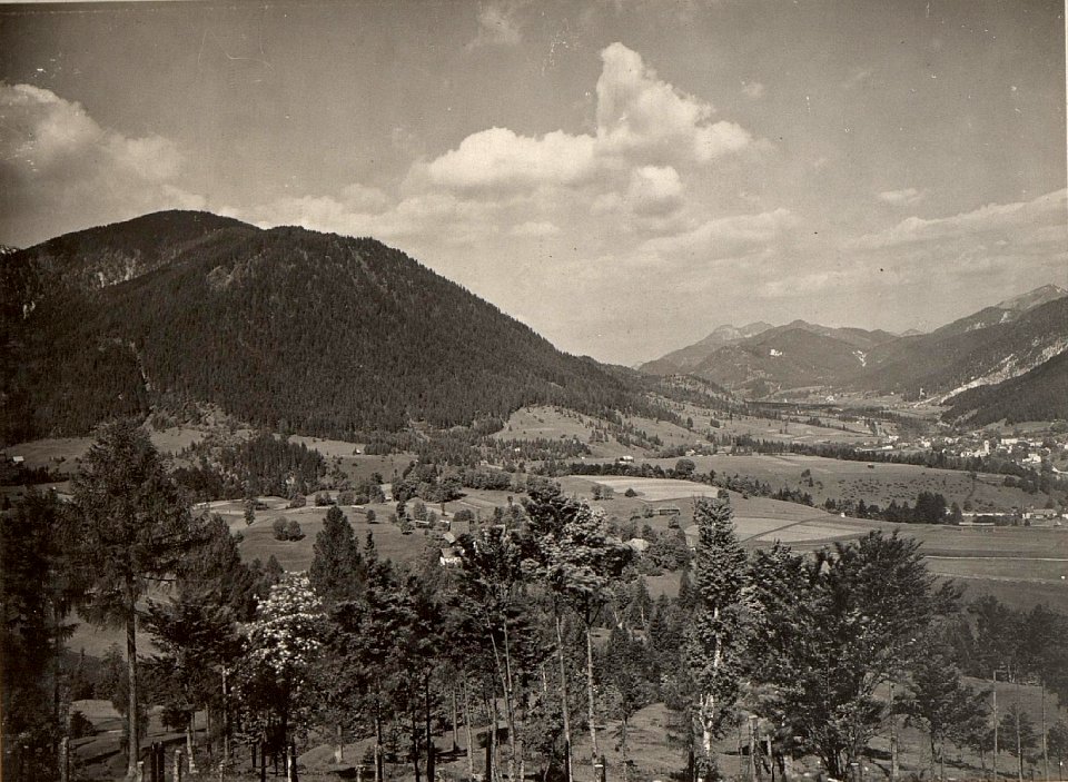 Panorama, gesehen vom Greutherplateau gegen Wischberg und Canaltal, aufgenommen am 28. Mai 1916 (BildID 15472996)