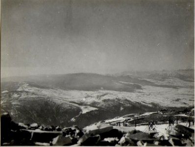 Panorama, Hochfläche von Asiago. Standpunkt Monte Spil. (6. Teilbild zu WK1 ALB083 24402a) (BildID 15633465)