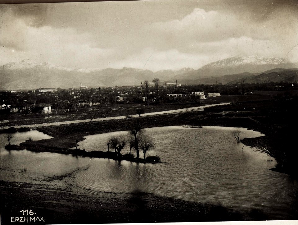 Panorama von Skutari. (BildID 15572909)
