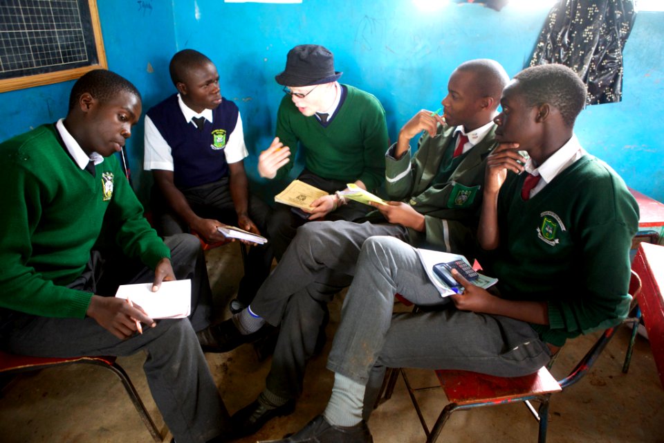 Peer Educators Building AIDS Free Generation (15819083026)