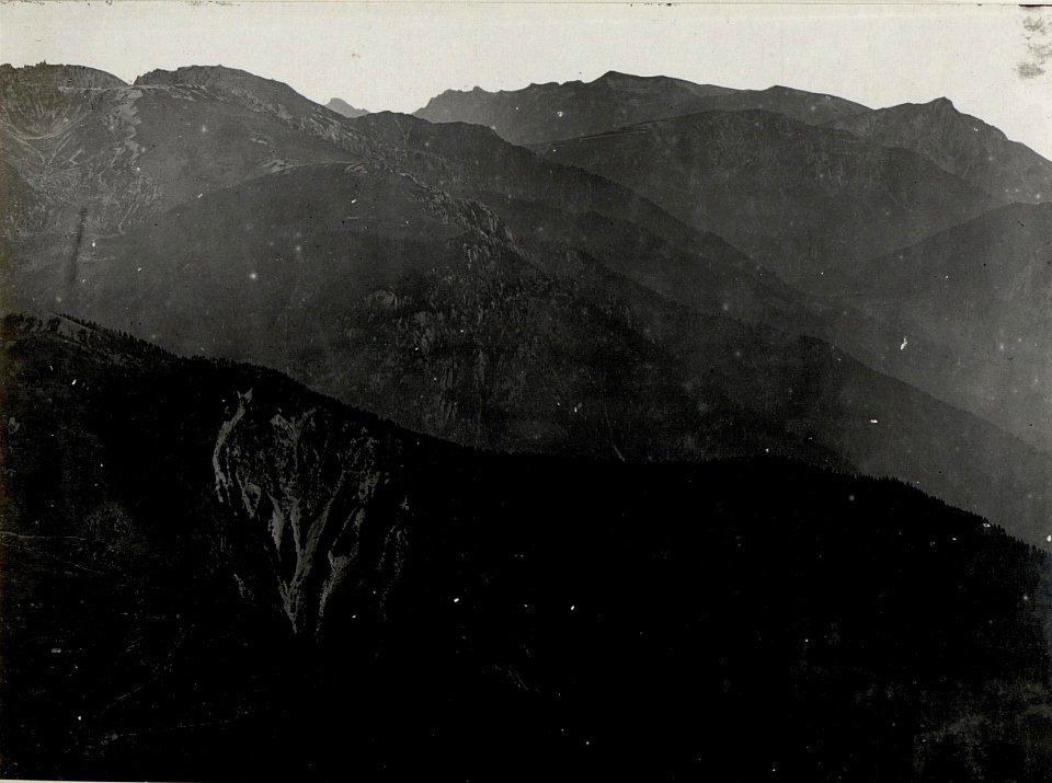 Panorama zwischen Cadin-Joch Valsugana.. Standpunkt Monte Cola (BildID 15631295)