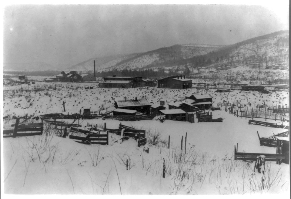 Pennsylvania. Lumbering and lumber towns - Norwich in snow. LCCN2016650768