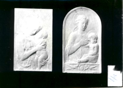 Photograph of two reliefs Cuypershuis 0689a (07)