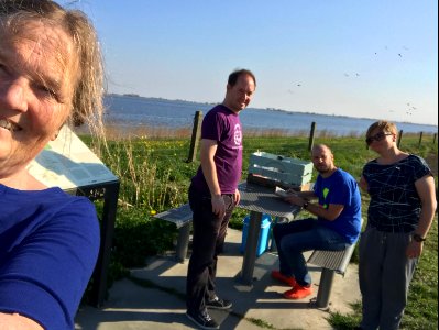 Picnic table from viewpoint Pier-horizon