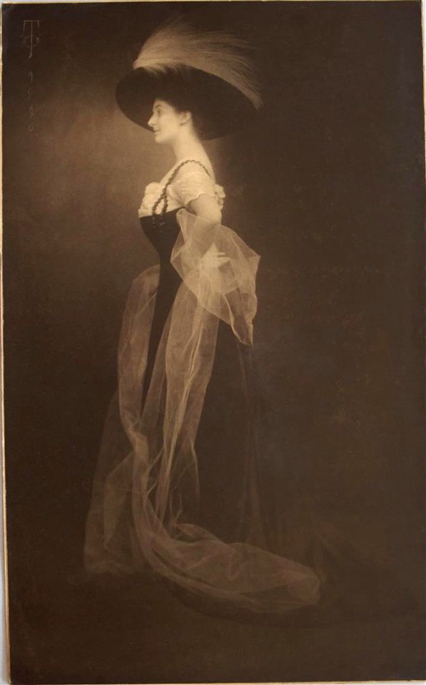 Photographies par Otto Wegener - Hôtel de vente Drouot - 2018 - 07