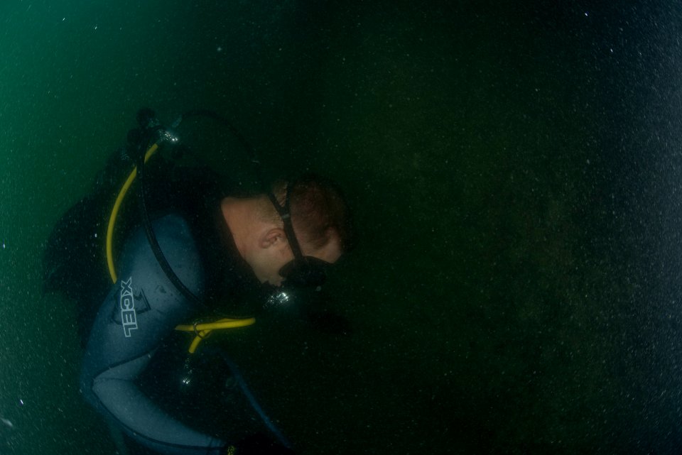 Pier search 141215-N-BJ254-012