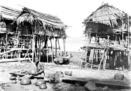 Picturesque New Guinea Plate V (b) - Women Making Pottery