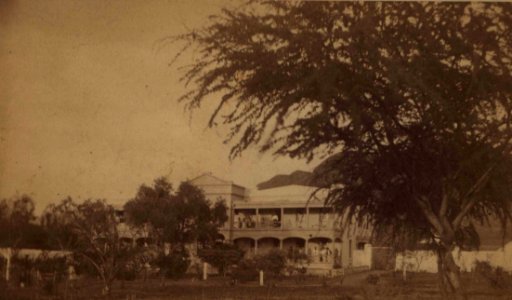 Queen's Hospital, photograph by H. L. Chase, Mission Houses Museum Archives