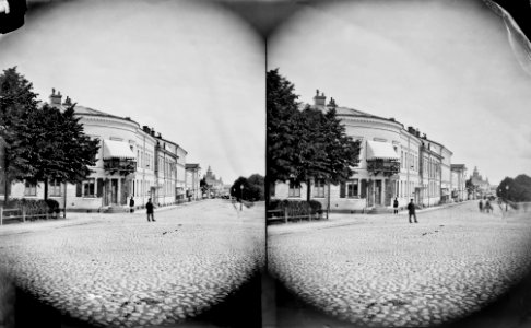 Pohjoisesplanadi 43 - Itäinen Heikinkatu 1 (= Mannerheimintie). taustalla Pohjoisesplanadi 41, 39, 37 - N62559 - hkm.HKMS000005-km0000nrxk