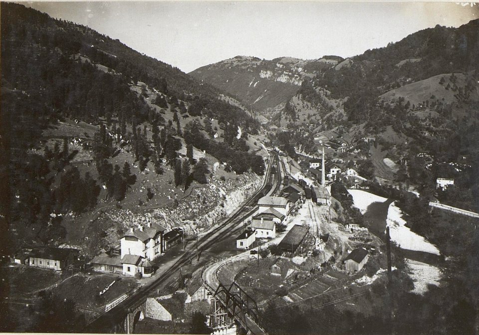 Podmelec Bahnhof (BildID 15597329)