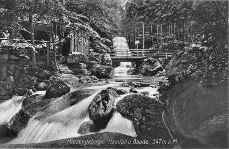 Podgorna Waterfall Old 01