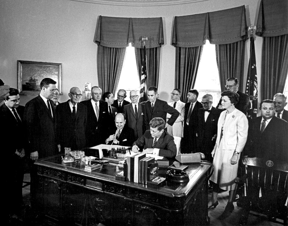 President John F. Kennedy Signs the Social Progress Trust Fund Agreement with the Inter-American Development Bank 03