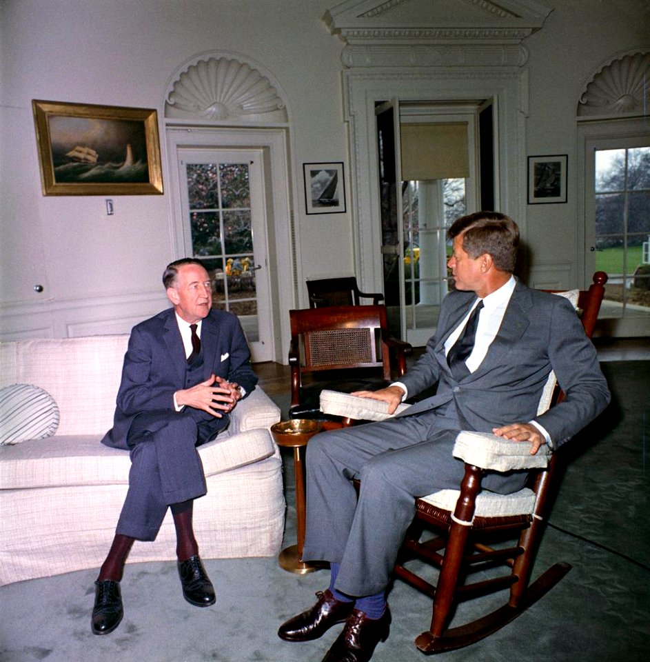 President John F. Kennedy Meets with U.S. Ambassador to the Soviet Union Llewellyn E. Thompson (03)