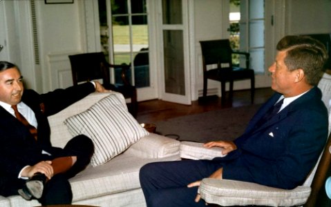 President John F. Kennedy with Deputy Leader of the Labour Party of Great Britain, George Brown (05)