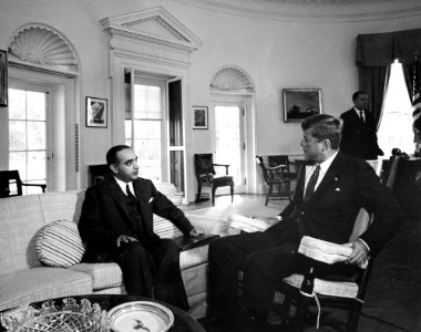 President John F. Kennedy Meets with the Ambassador of Afghanistan, Mohammad Hashim Maiwandwal (01)