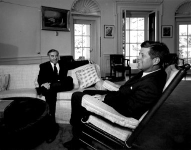 President John F. Kennedy with Deputy Leader of the Labour Party of Great Britain, George Brown (02)