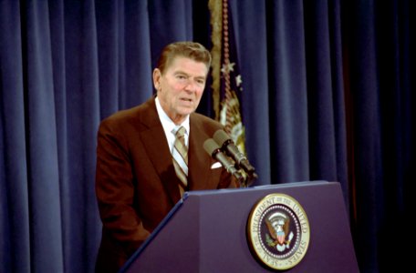 President Ronald Reagan at Press Conference at Oeob Room 450