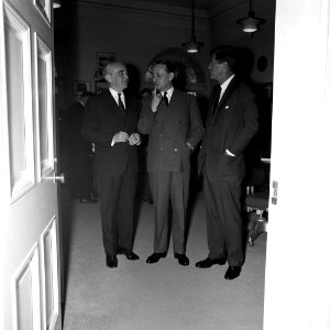President John F. Kennedy with Minister of State for Cultural Affairs of France, André Malraux (02)
