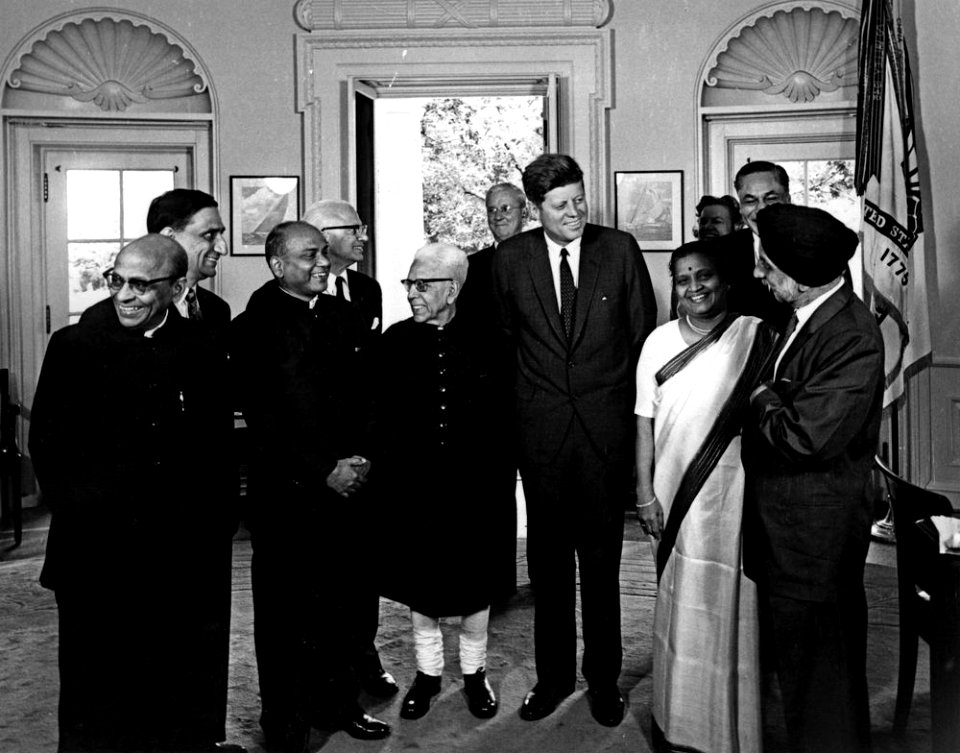 President John F. Kennedy with Parliamentary Delegation from India (01)