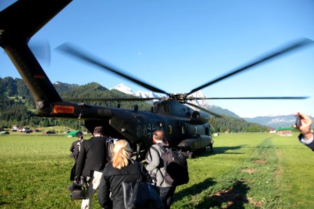 President Obama visits Krün in Bavaria IMG 1074 (18479624959)
